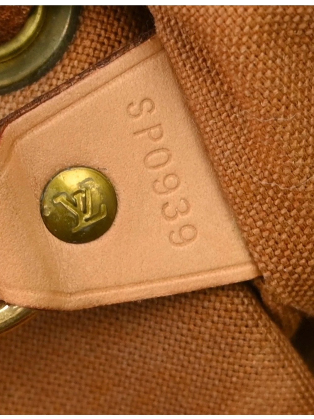 Authentic Louis Vuitton montsouris GM monogram discontinued backpack - Picture 11 of 13